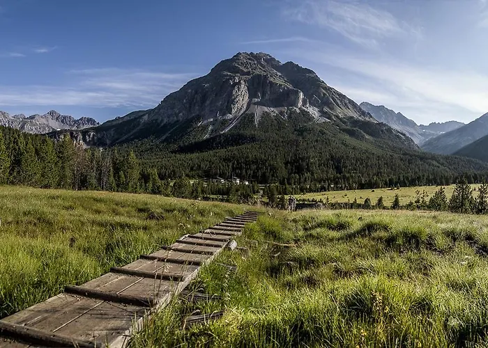 Hotel Garni Panorama 3*